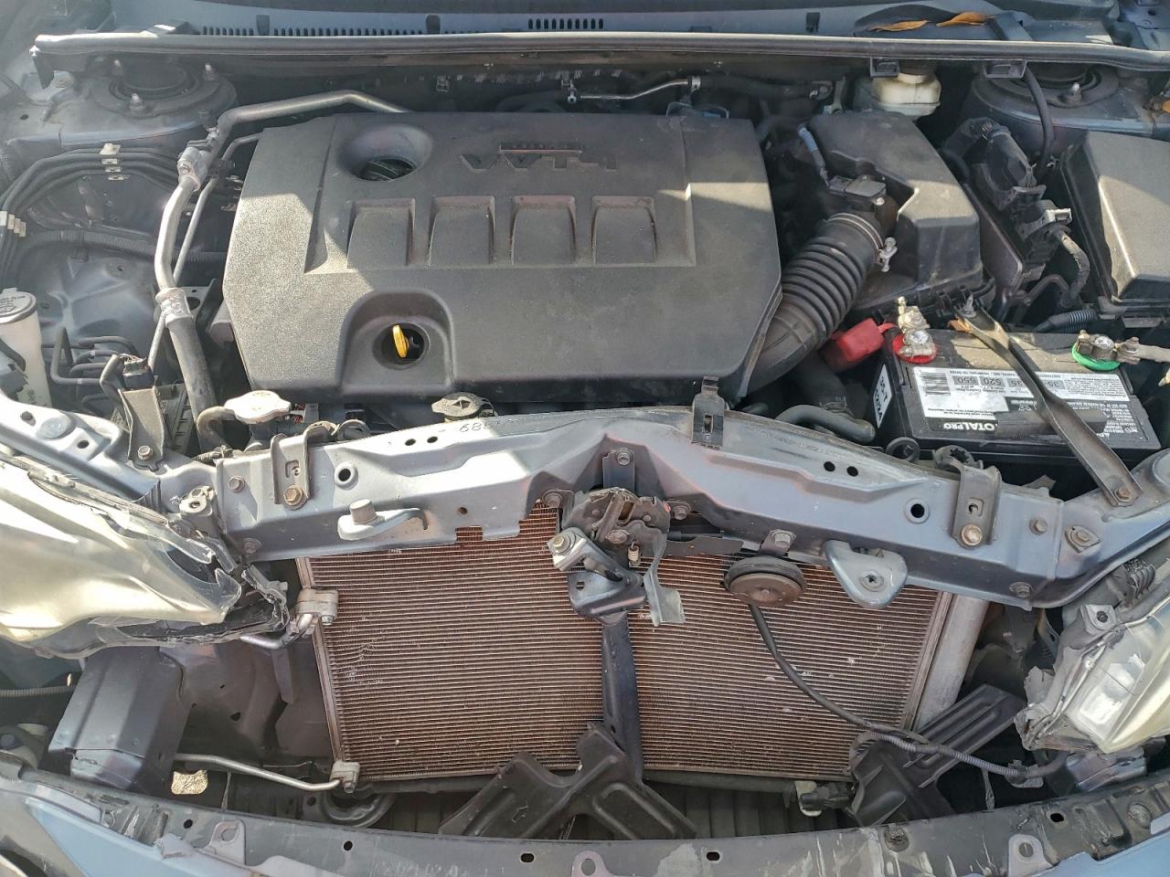 Toyota Corolla L Image 11