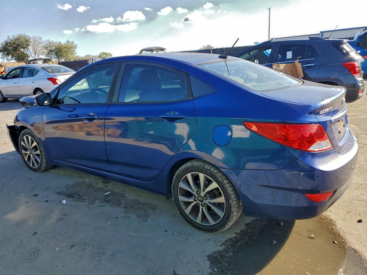 Hyundai ACCENT Se Image 5