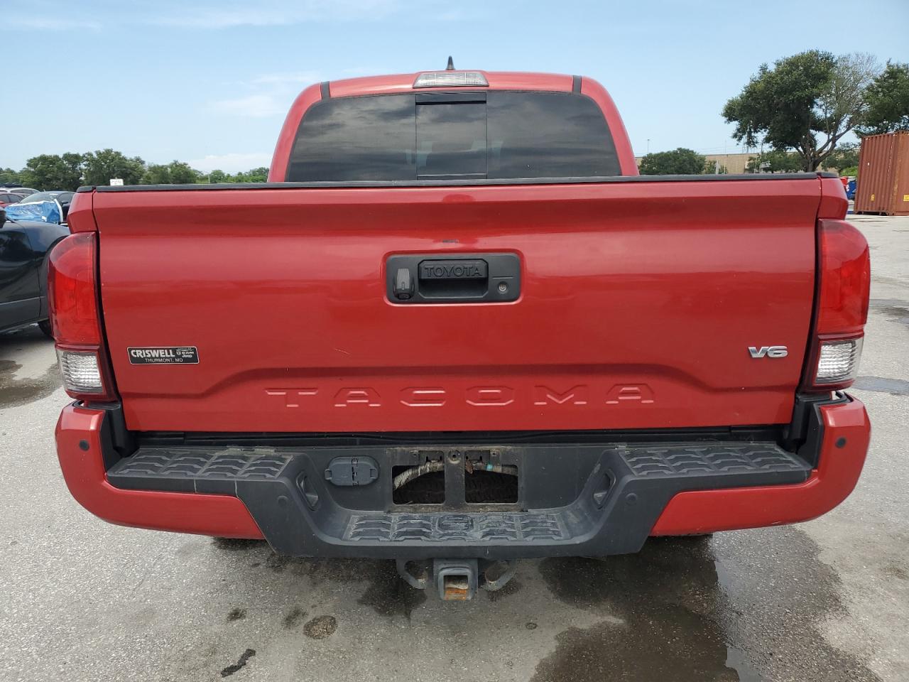 Toyota Tacoma Double Cab Image 2