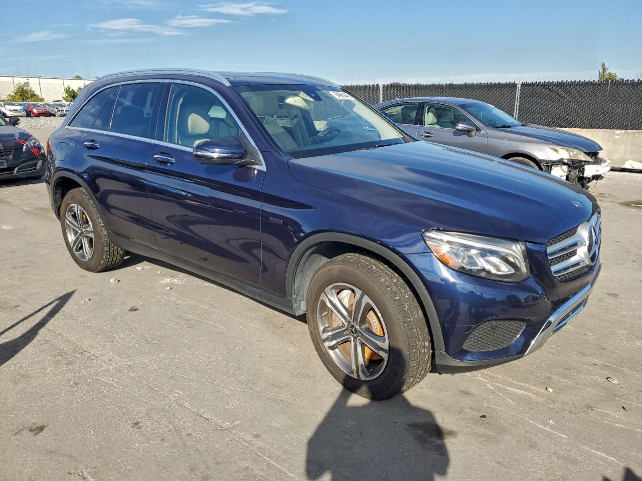 Mercedes-Benz GLC 350e Image 3