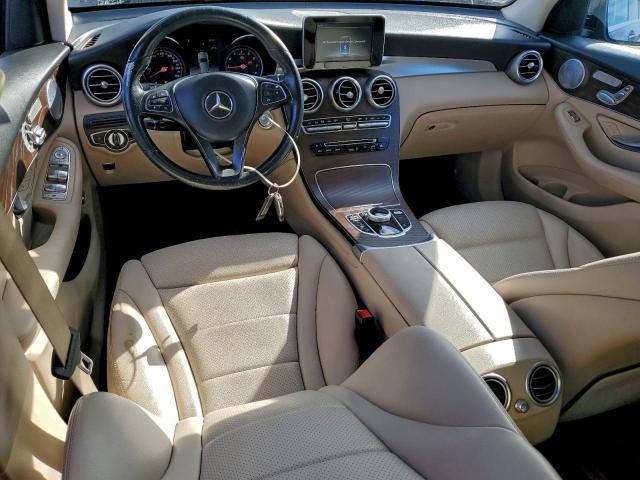 Mercedes-Benz GLC 350e Image 4