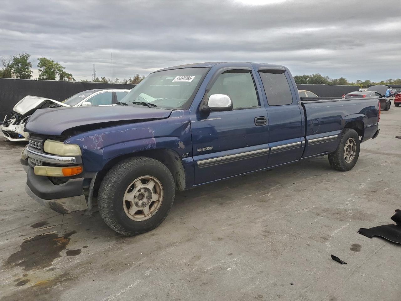 Chevrolet Silverado C1500 Image 1