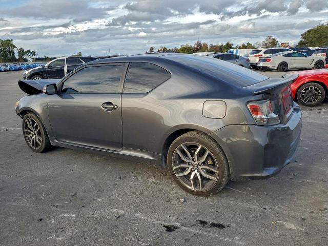 Toyota Scion Image 5