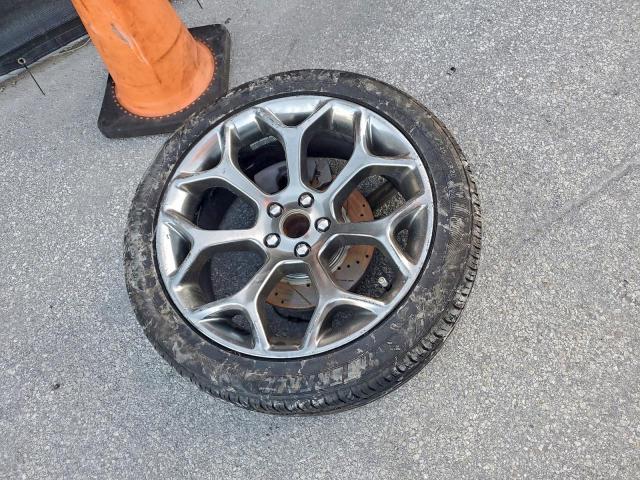 Chrysler 300 S Image 2