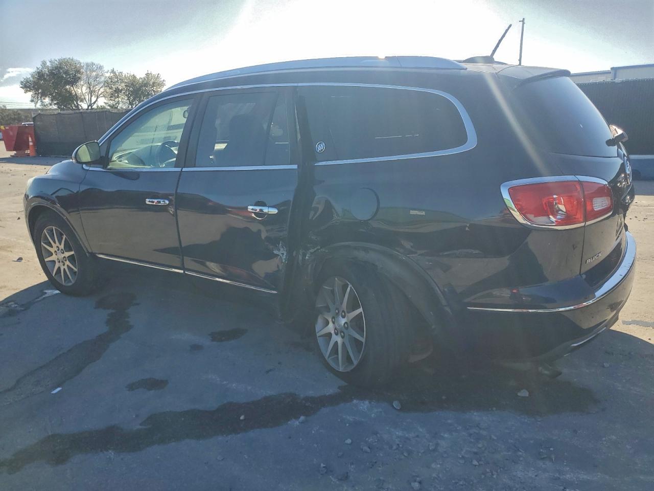 Buick Enclave Image 5