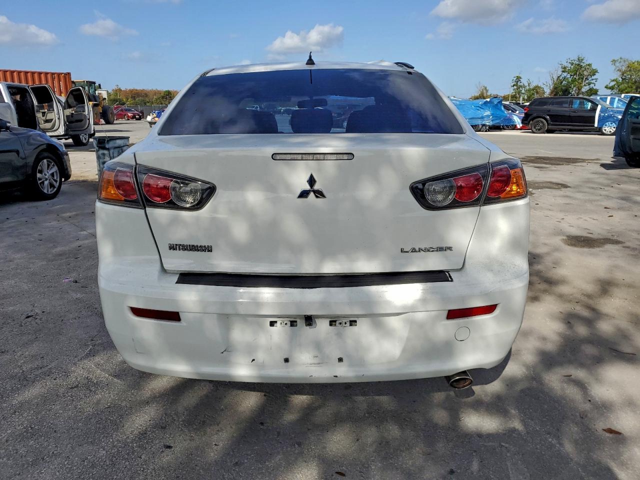 Mitsubishi Lancer Es/es Sport Image 3