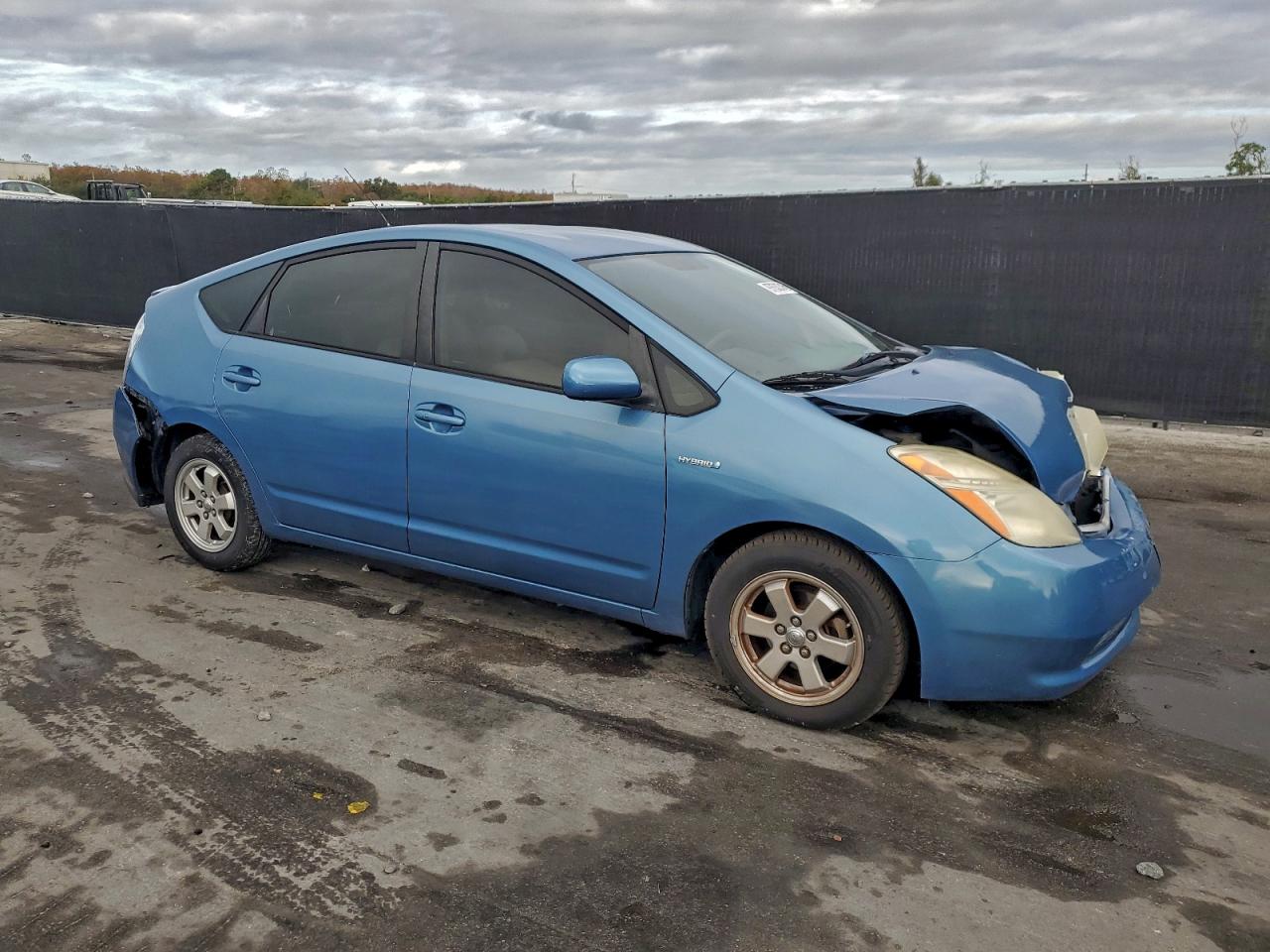 Toyota Prius Image 6