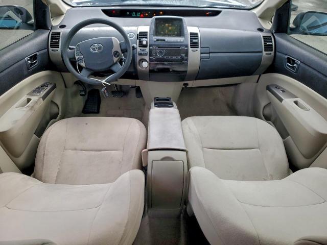 Toyota Prius Image 12