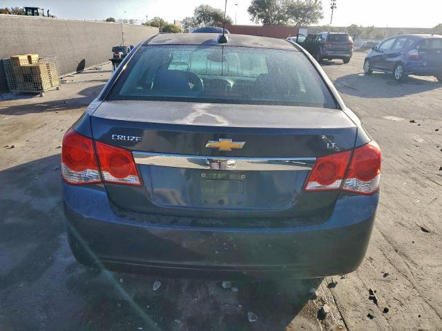 Chevrolet Cruze Lt Image 7