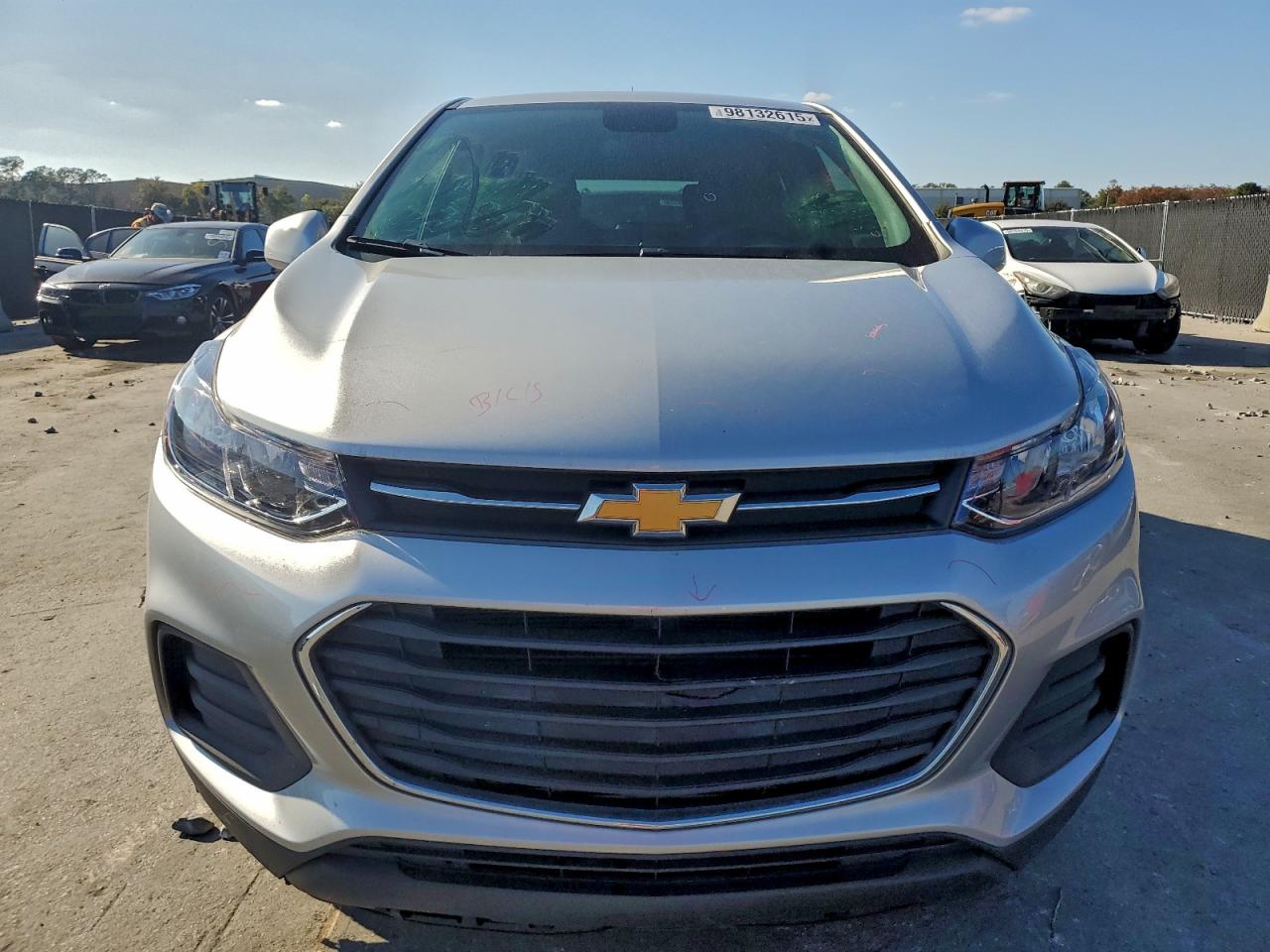 Chevrolet Trax Ls Image 2