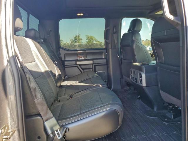 Ford F-150 Raptor Image 8