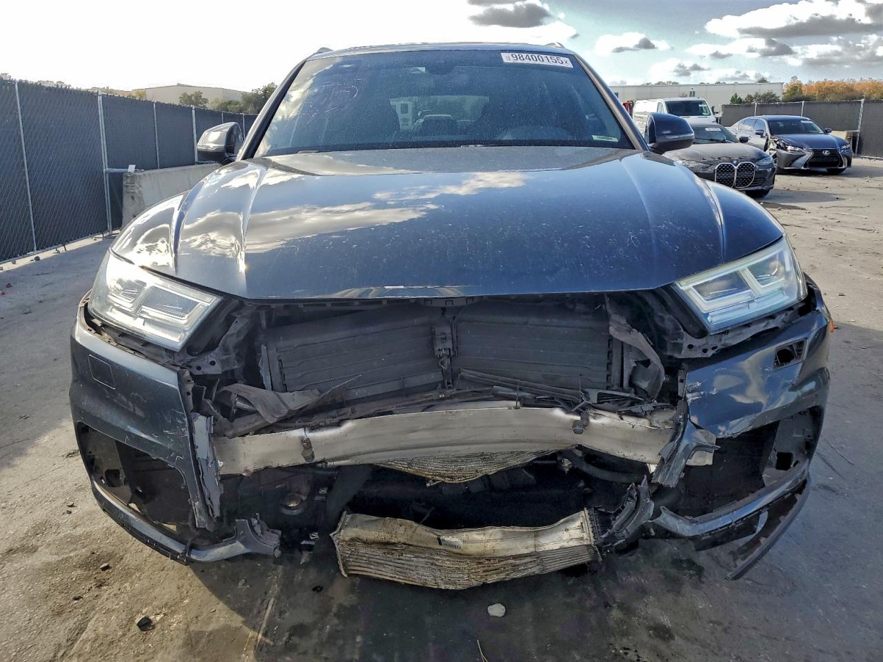 Audi Q5 Premium Plus Image 10