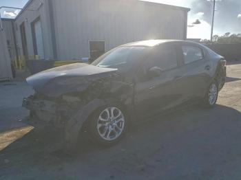  Salvage Toyota Yaris