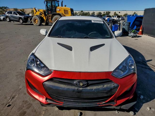 Hyundai Genesis 2.0t Image 2