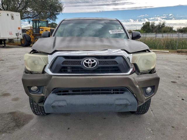 Toyota Tacoma Double Cab Prerunner Image 2