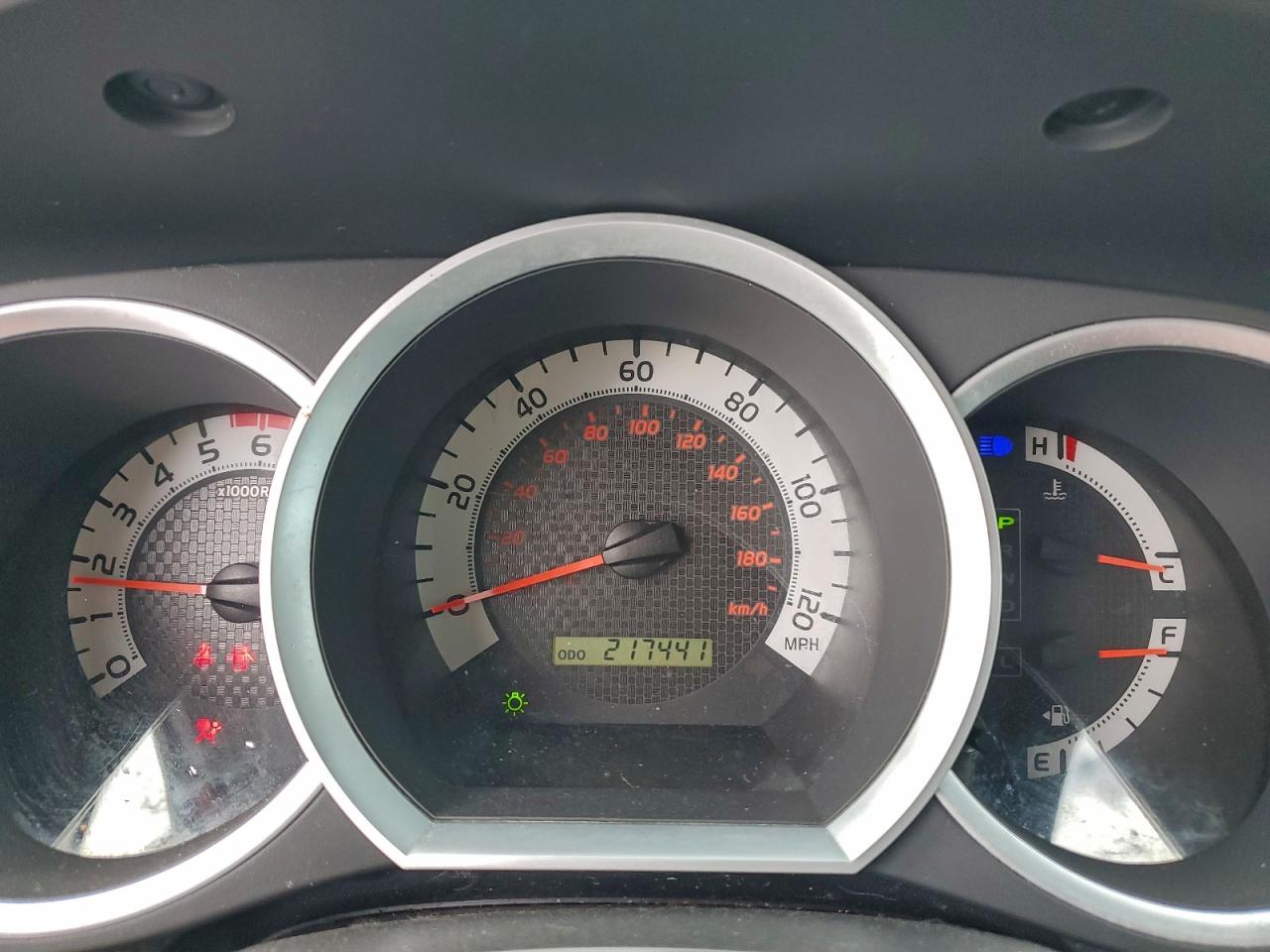 Toyota Tacoma Double Cab Prerunner Image 7