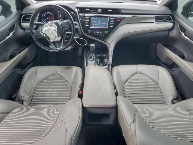 Toyota Camry L Image 7