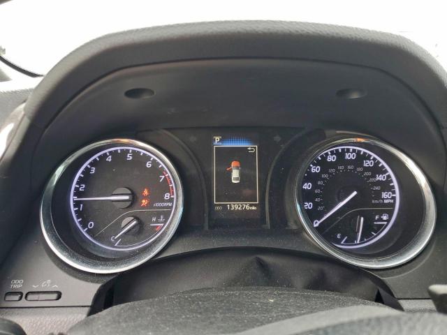 Toyota Camry L Image 10