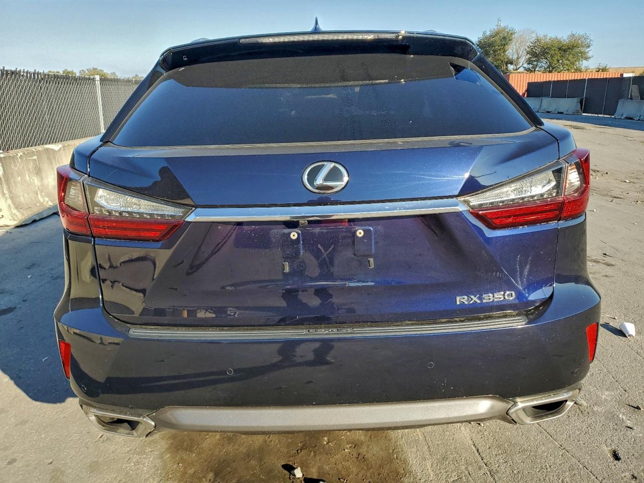 Lexus RX 350 Base Image 5