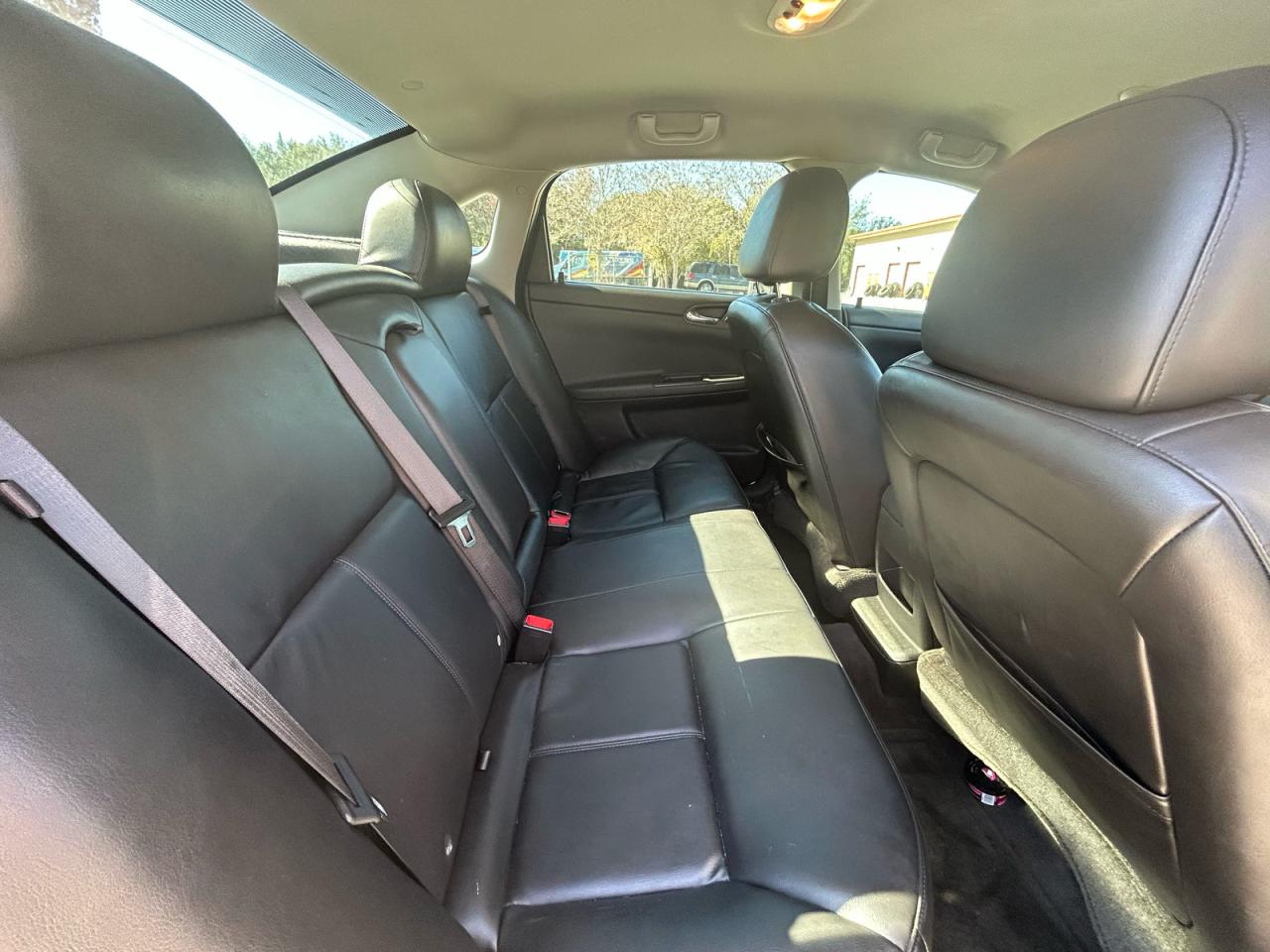 Chevrolet Impala Ltz Image 3