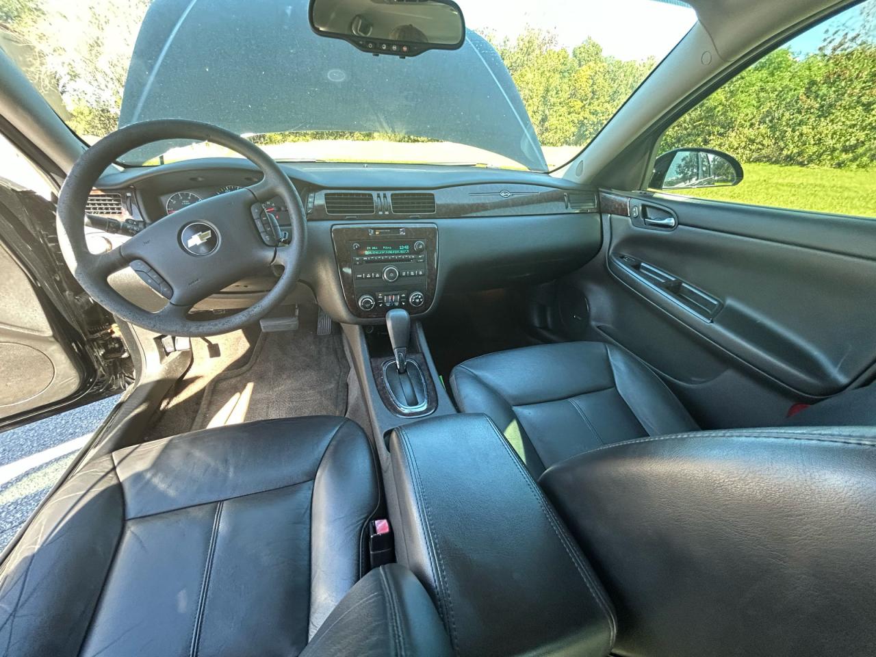 Chevrolet Impala Ltz Image 14