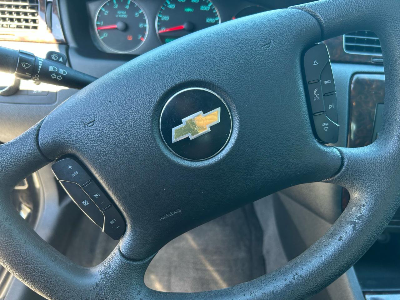 Chevrolet Impala Ltz Image 7