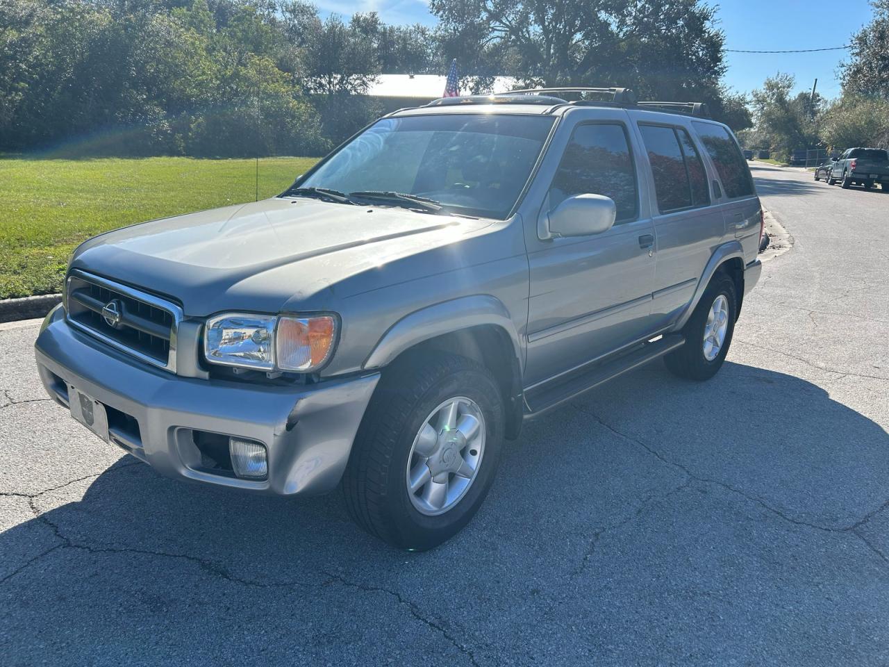 Nissan Pathfinder Le Image 10