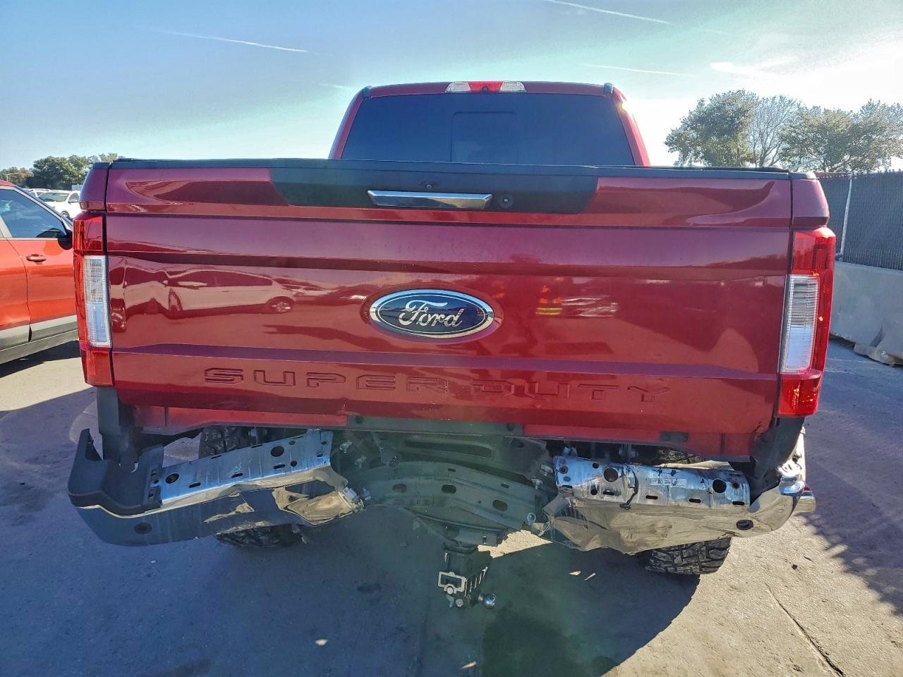 Ford F-250 Super Duty Image 13