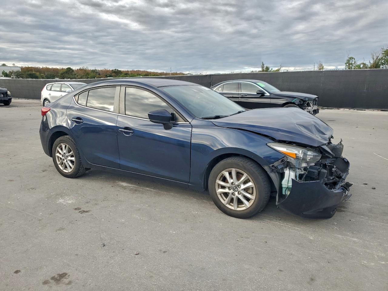 Mazda 3 Sport Image 6