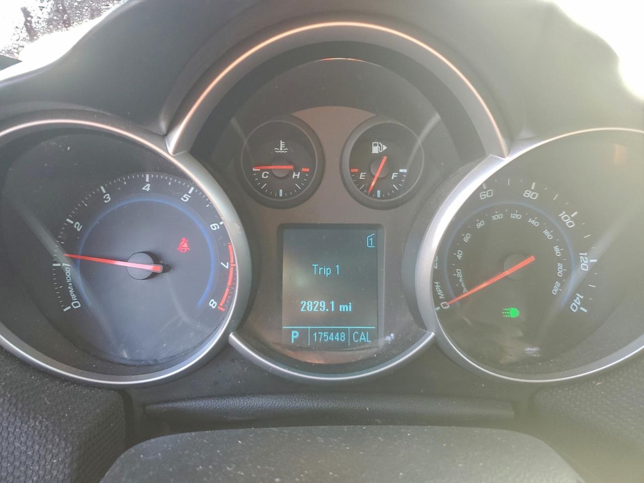 Chevrolet Cruze Lt Image 8