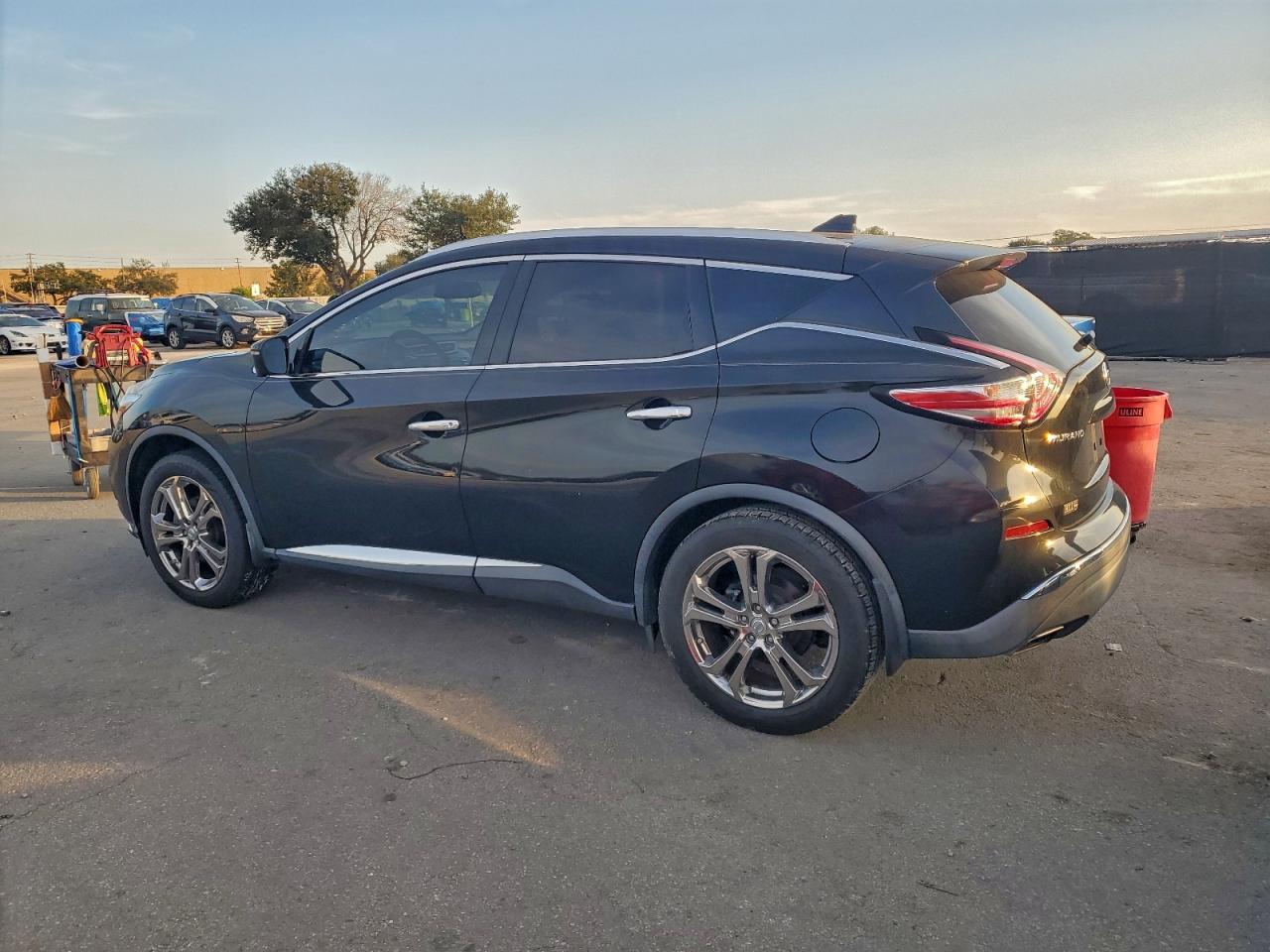 Nissan Murano S Image 3