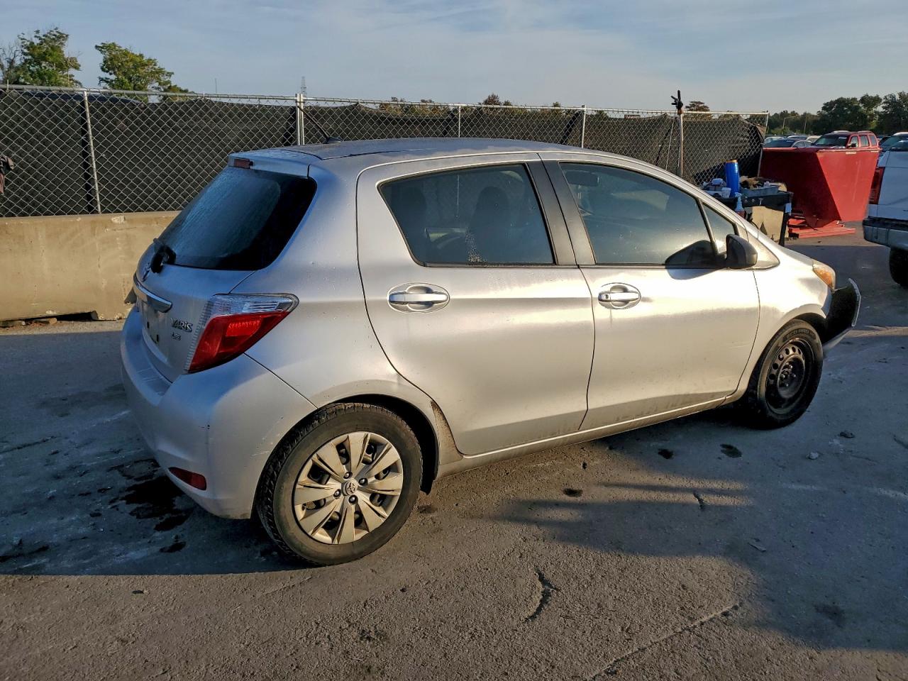 Toyota Yaris Image 4