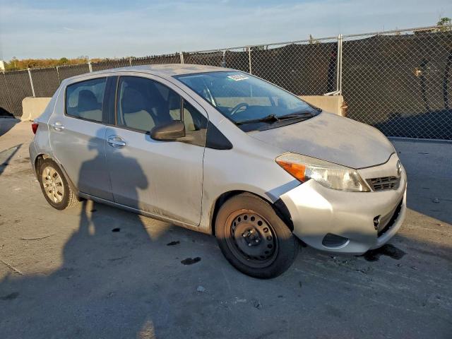 Toyota Yaris Image 5