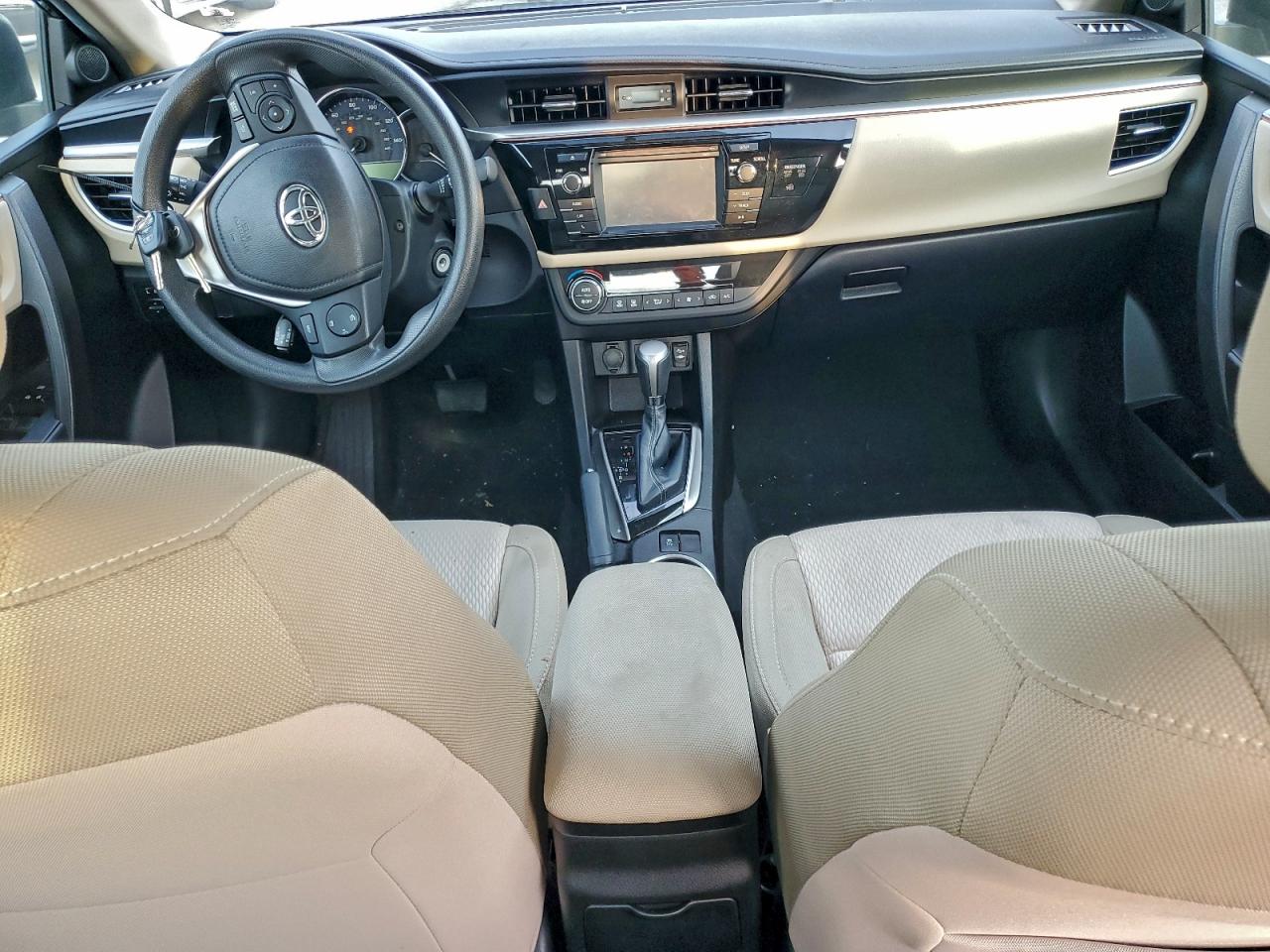 Toyota Corolla L Image 10