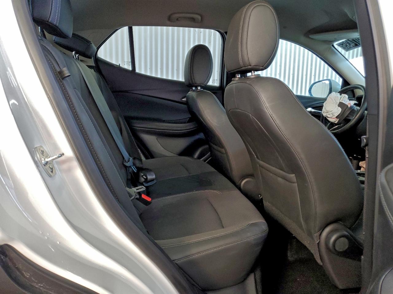 Buick Encore Preferred Image 4