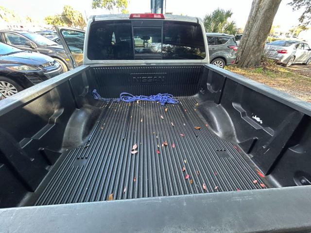 Nissan Titan Xe Image 10