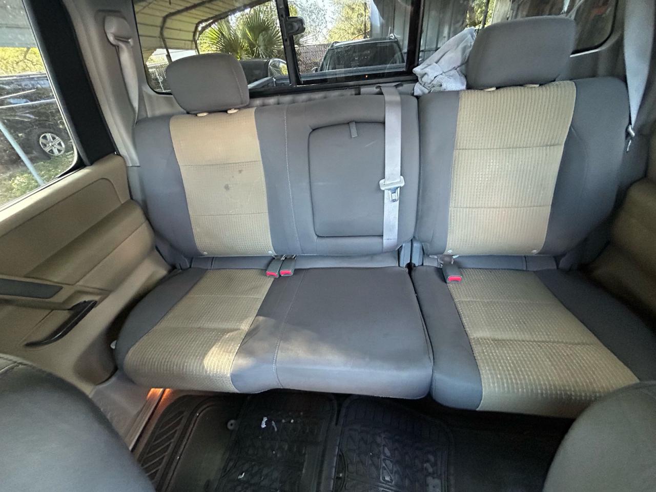 Nissan Titan Xe Image 11