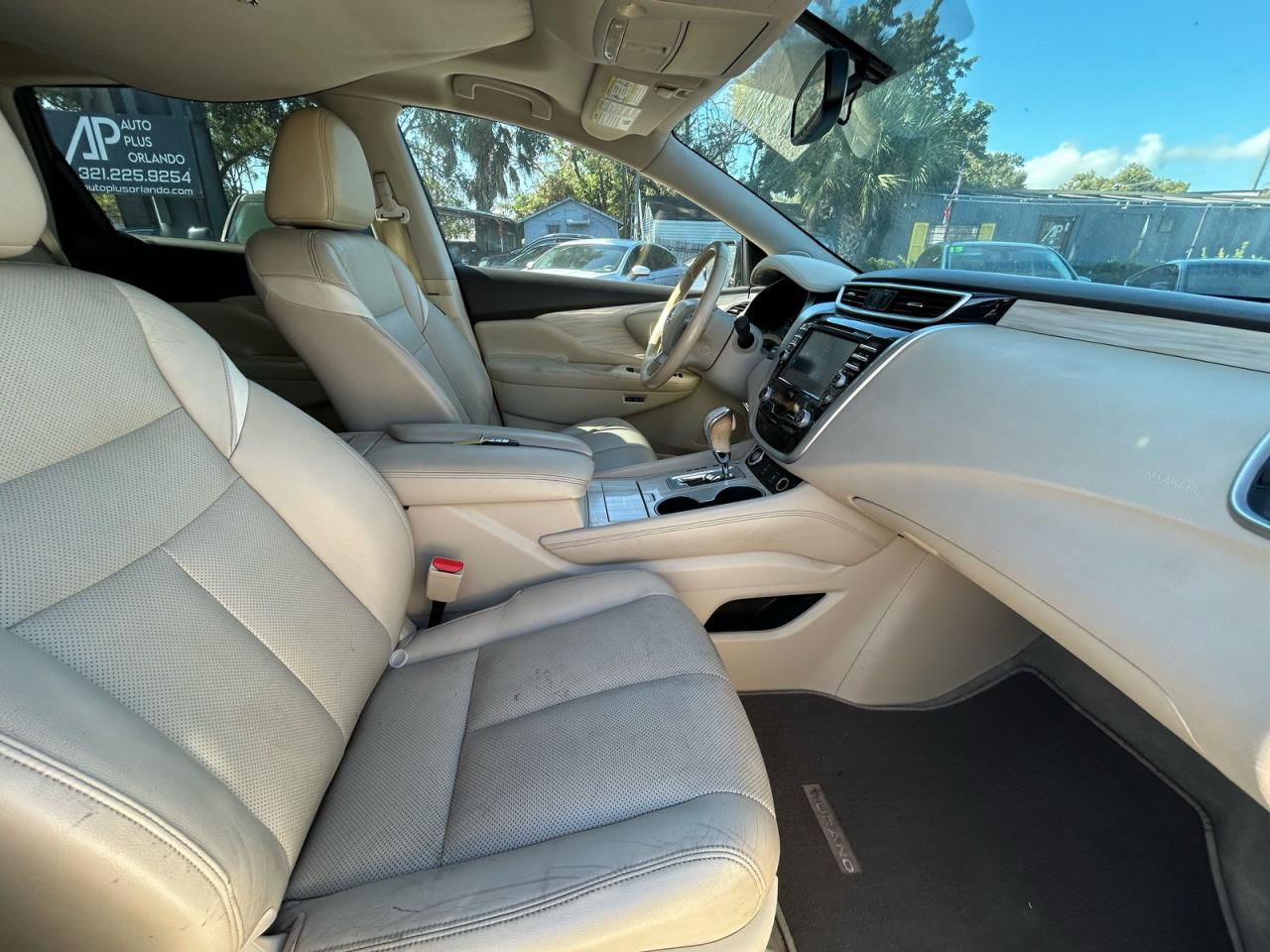 Nissan Murano S Image 8