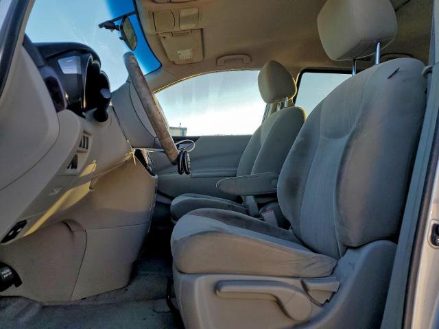 Nissan Quest S Image 10