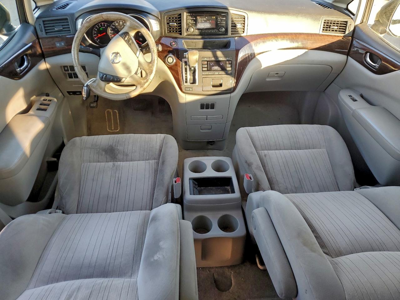 Nissan Quest S Image 12