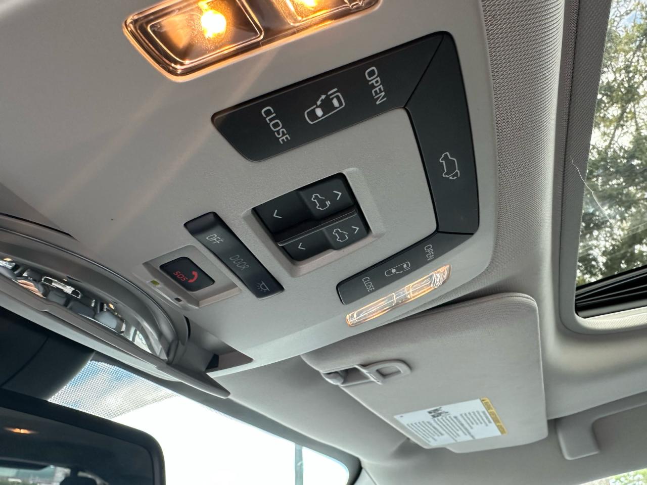 Toyota Sienna Xle Image 8