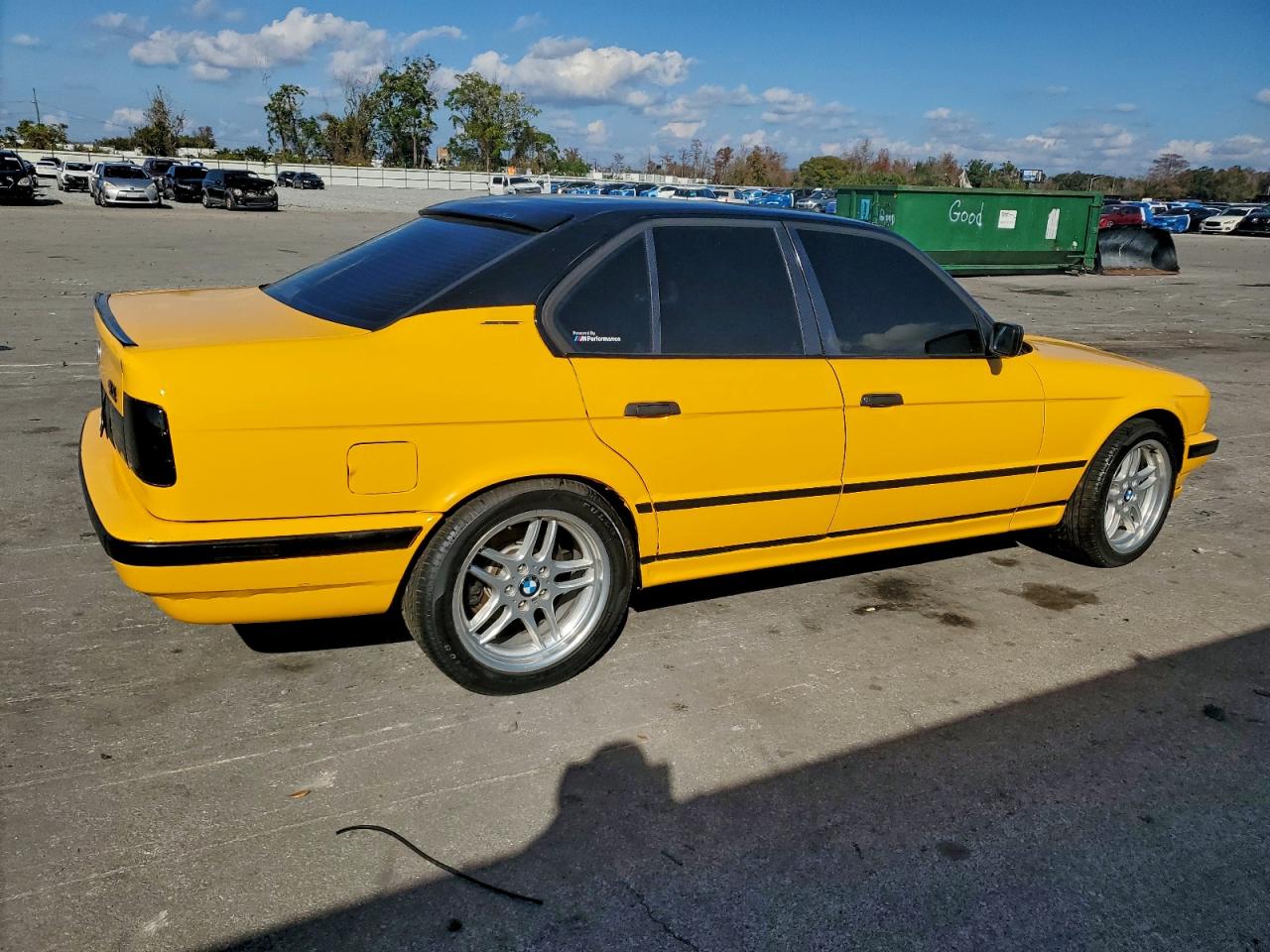 BMW 5 Series I Image 2