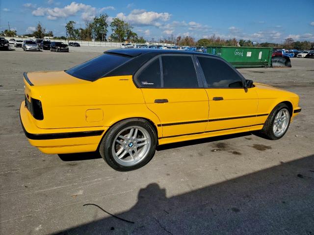 BMW 5 Series I Image 2