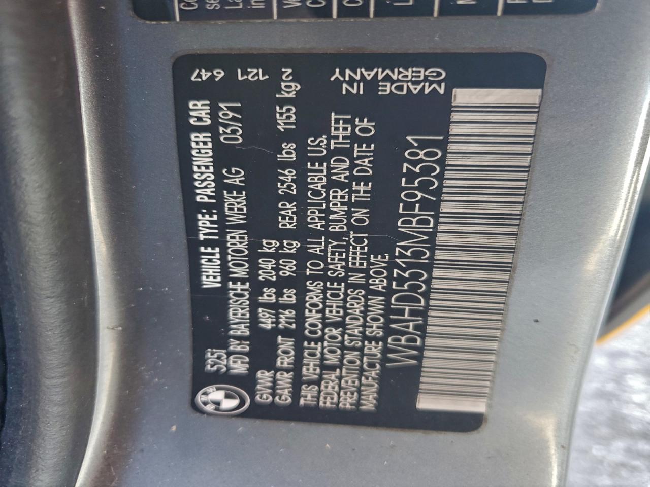 BMW 5 Series I Image 8