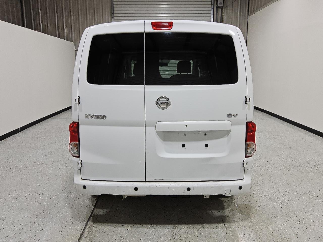 Nissan Nv 2.5s Image 7