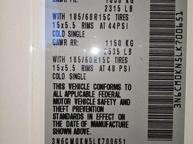 Nissan Nv 2.5s Image 4