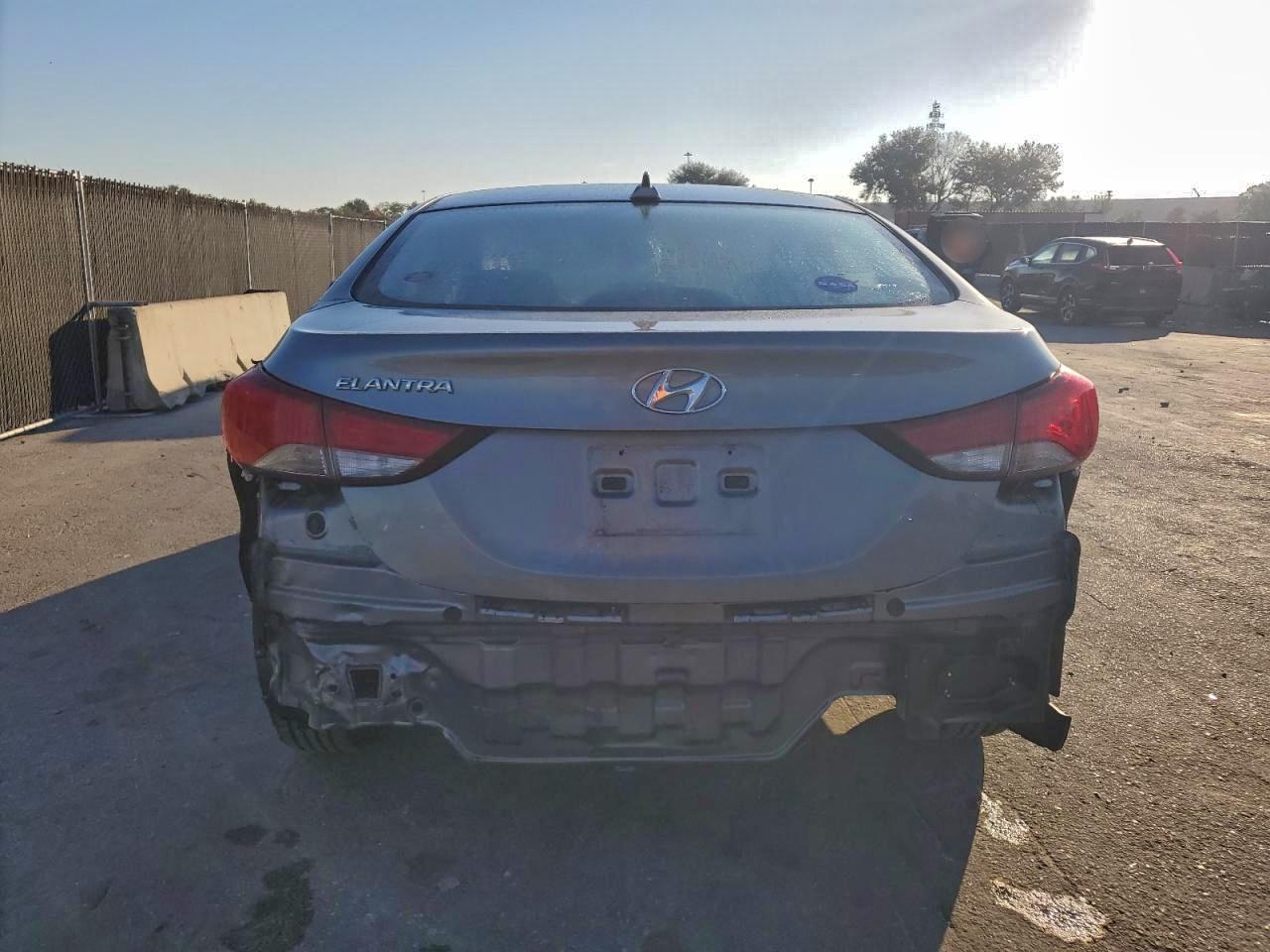 Hyundai ELANTRA Se Image 5