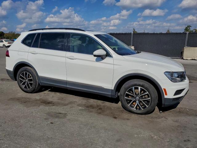 Volkswagen Tiguan Se Image 2