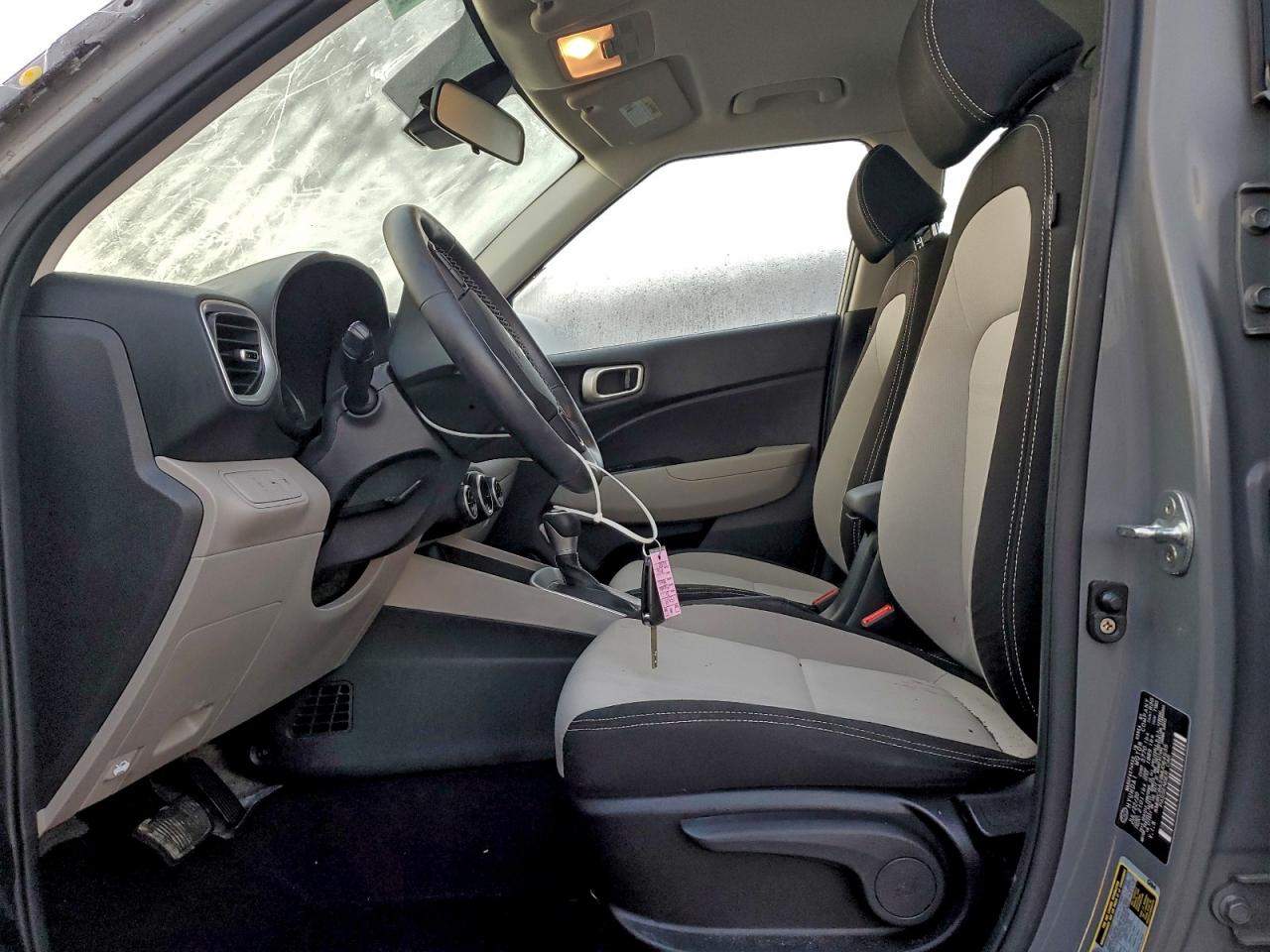 Hyundai VENUE Sel Image 13