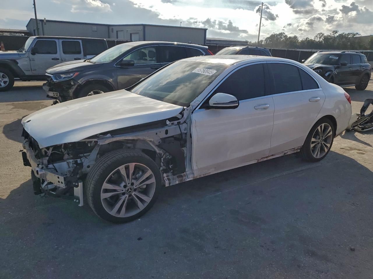 Mercedes-Benz C-Class 300 Image 1